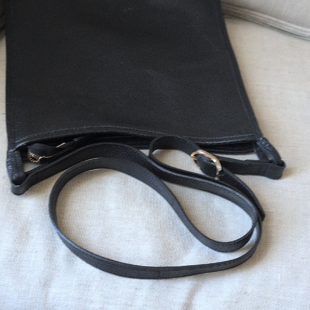 Longchamp Le Foulonné Medium Leather Crossbody Bag - Picture 10 of 11